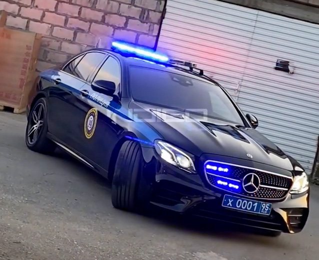 Новый Дубай: посмотрите на Mercedes-AMG полиции Чечни, которых нет даже в Москве (видео)