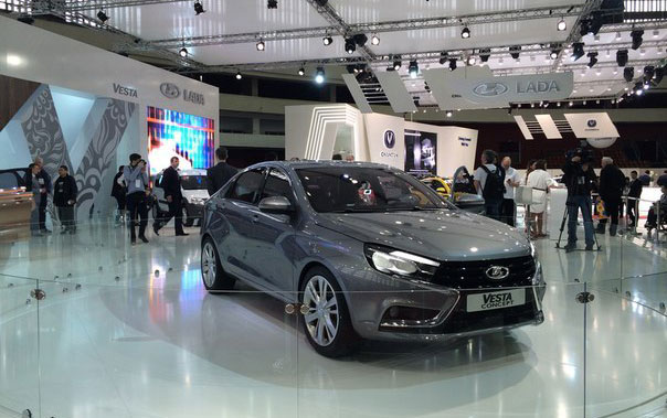 Первые товарные Lada Vesta доедут до дилеров в октябре