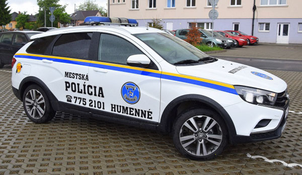 В Европе Ладу Веста Кросс закупили для нужд полиции (фото)
