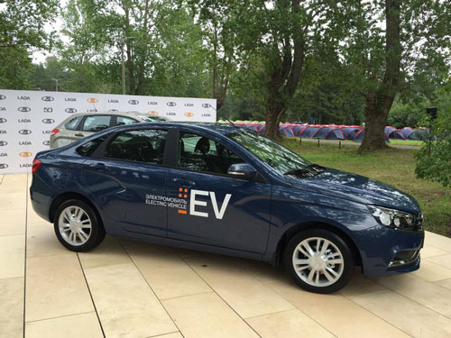 АвтоВАЗ показал электрическую Lada Vesta EV